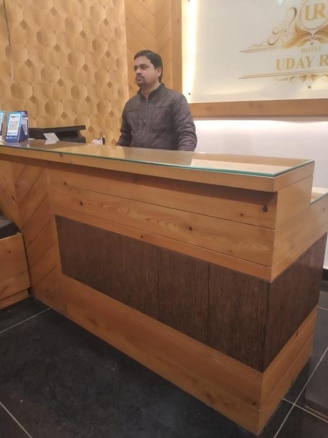 Hotel Uday Raj By Wb Inn Агра Экстерьер фото