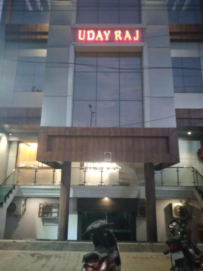 Hotel Uday Raj By Wb Inn Агра Экстерьер фото
